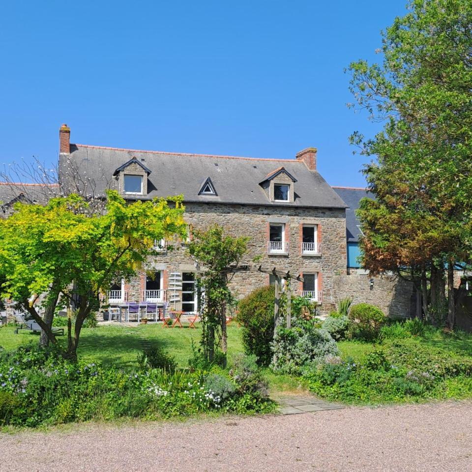 Le Lac Cherrueix Exterior photo