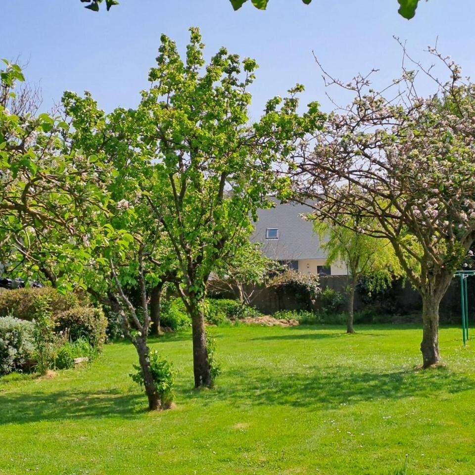 Le Lac Cherrueix Exterior photo